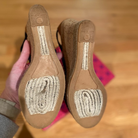 Tory Burch Navy Peep-Toe Cork Wedge - Size 10 - Picture 9 of 10
